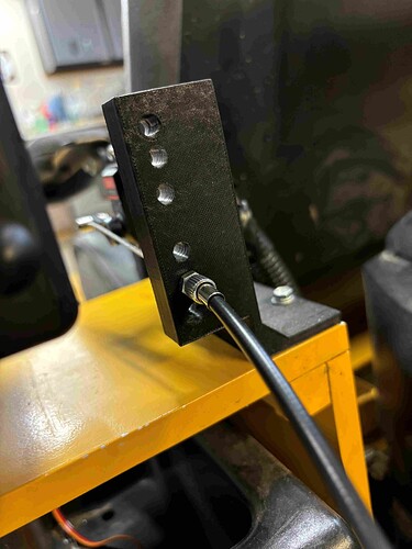 Cable side of servo mount