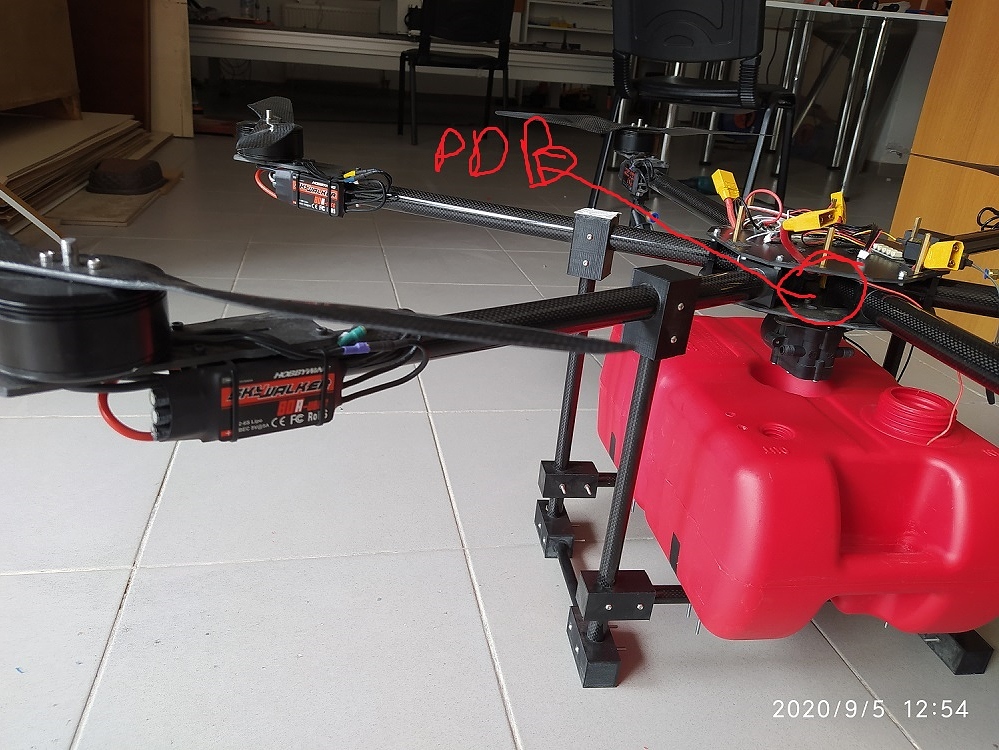 Pixhawk and Compass Problem Getting Out of Control in GPS Mode